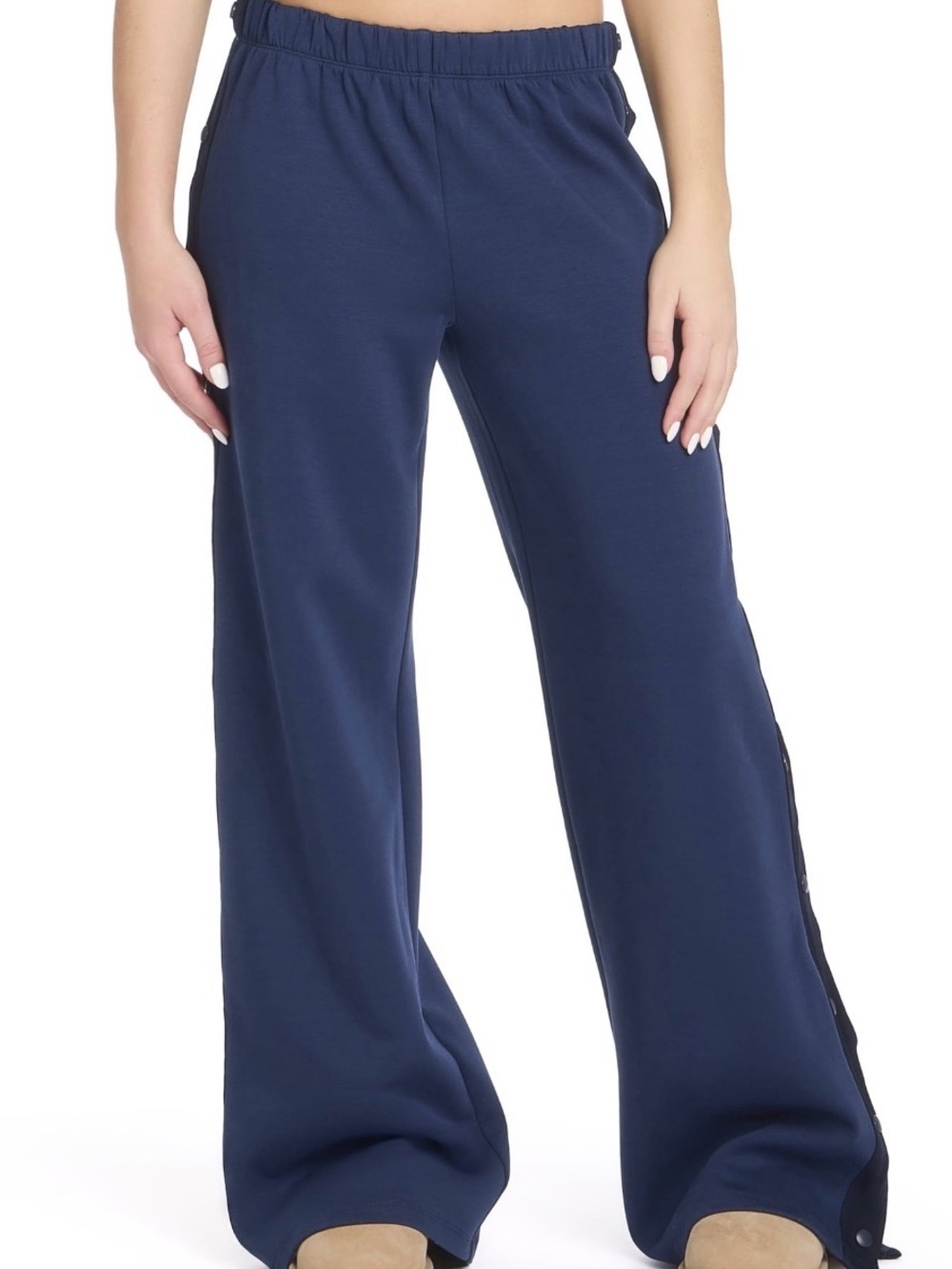 Mills By Millie Bobby Brown Women’s Side Snap Sweatpants